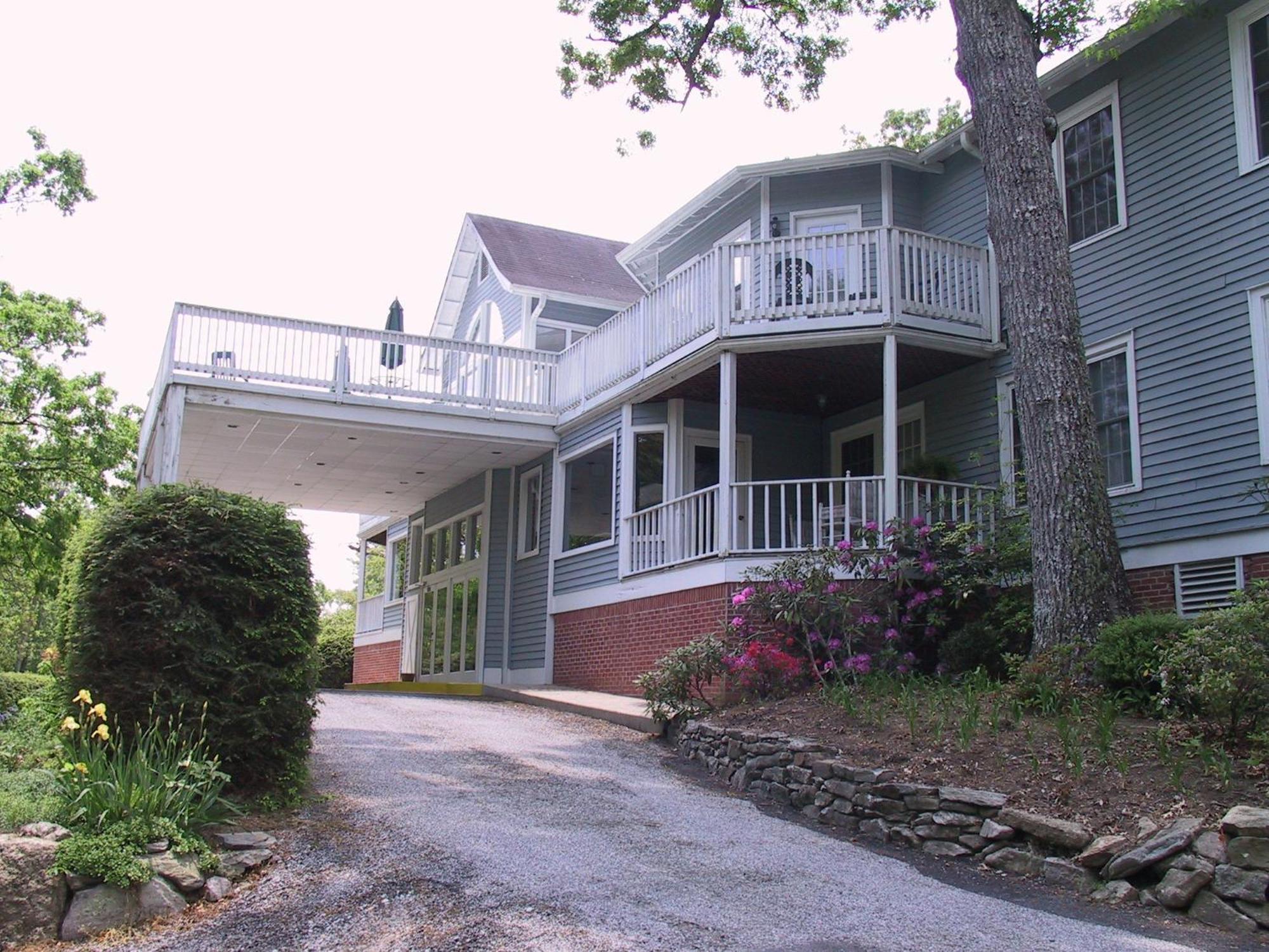 Highland Lake Inn & Resort - Flat Rock Exterior foto